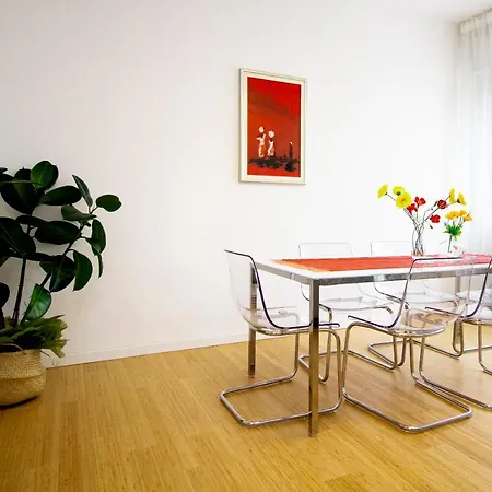 Innpisarentals - Keith Haring's